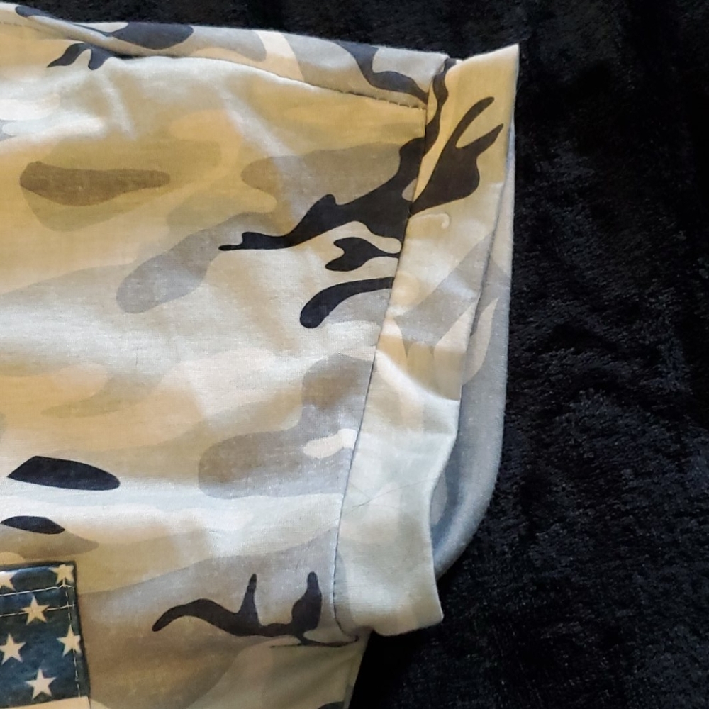 Camo tee - Picture 3 of 3